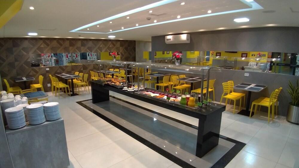 Hotel Avalon Maringa Economico Εξωτερικό φωτογραφία